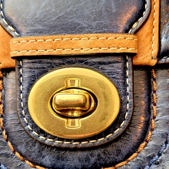 Limited Edition Coach purse - Picture 7 of 8